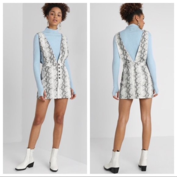 Honey Punch Deep V Neck Snake Print Dress - Picture 3 of 11